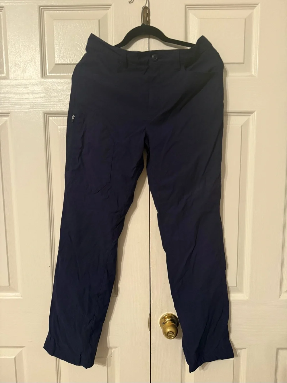 Eddie Bauer Men's Dark Navy Cargo Travel Pants